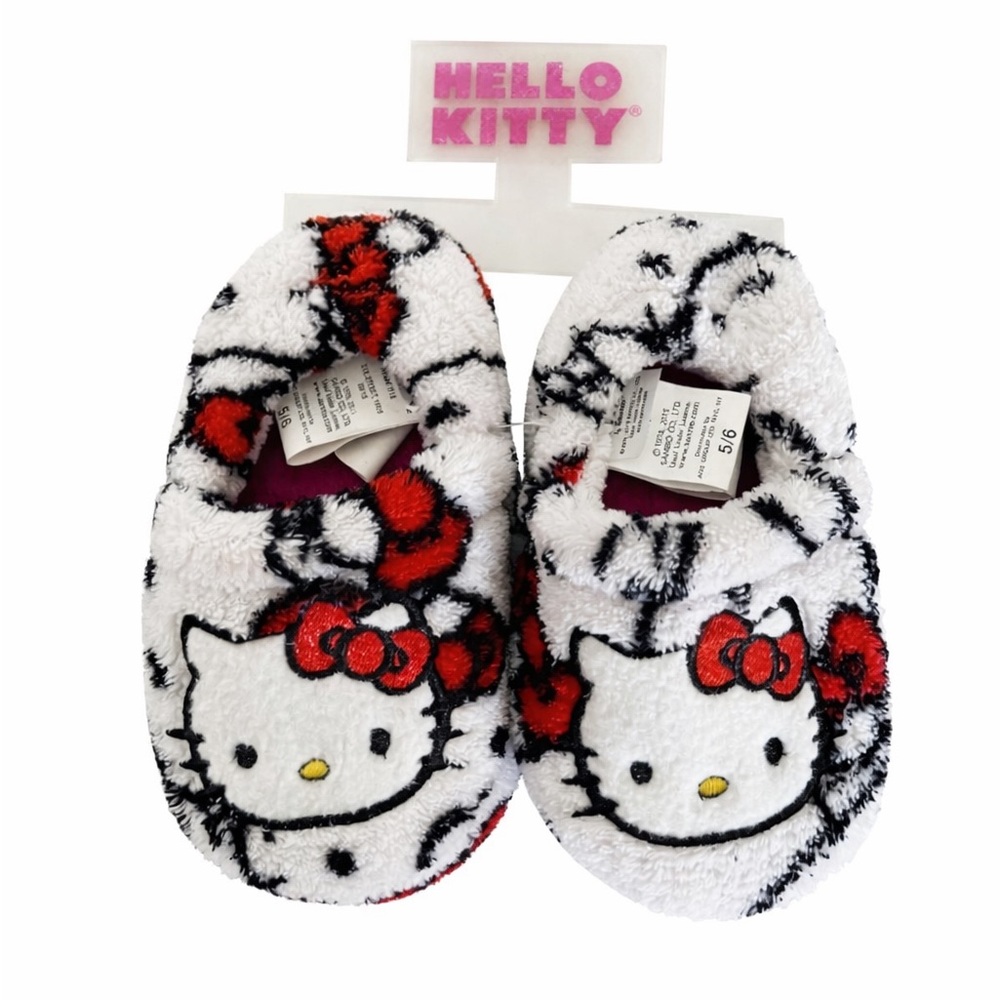 Hello Kitty Cozy Fuzzy Slippers for kids.